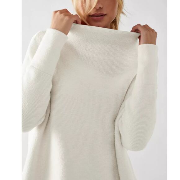 Free People NWOT Ottoman Slouchy Ecru Ivory Tunic Heavy Ribbed Sweater XS - Picture 3 of 9